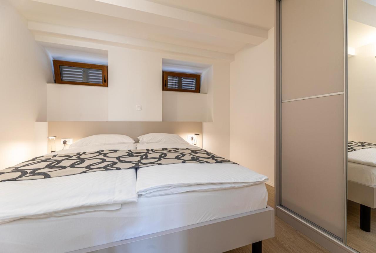 Apartments Crnekovic III Baška Екстериор снимка
