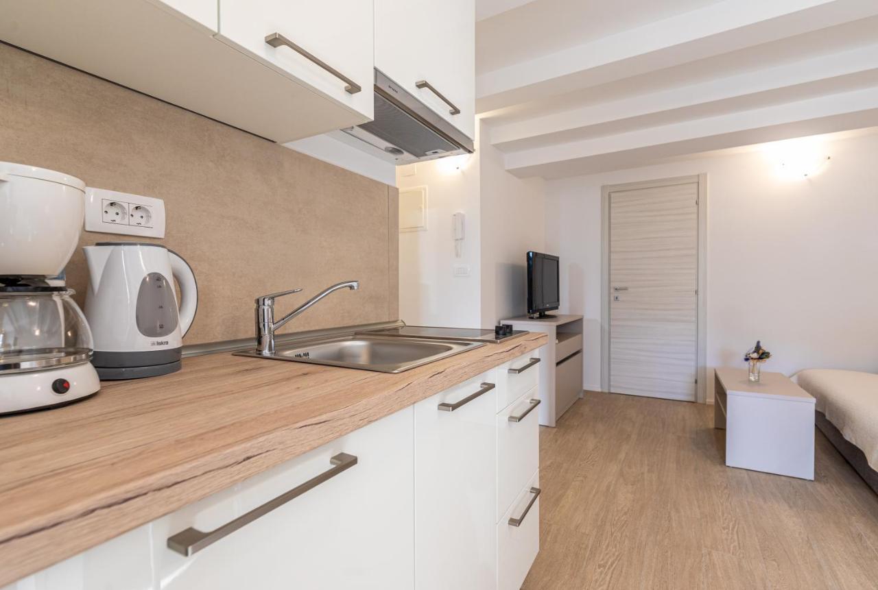 Apartments Crnekovic III Baška Екстериор снимка