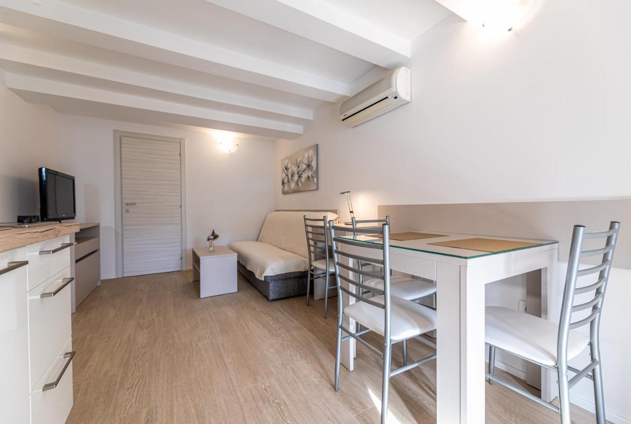 Apartments Crnekovic III Baška Екстериор снимка