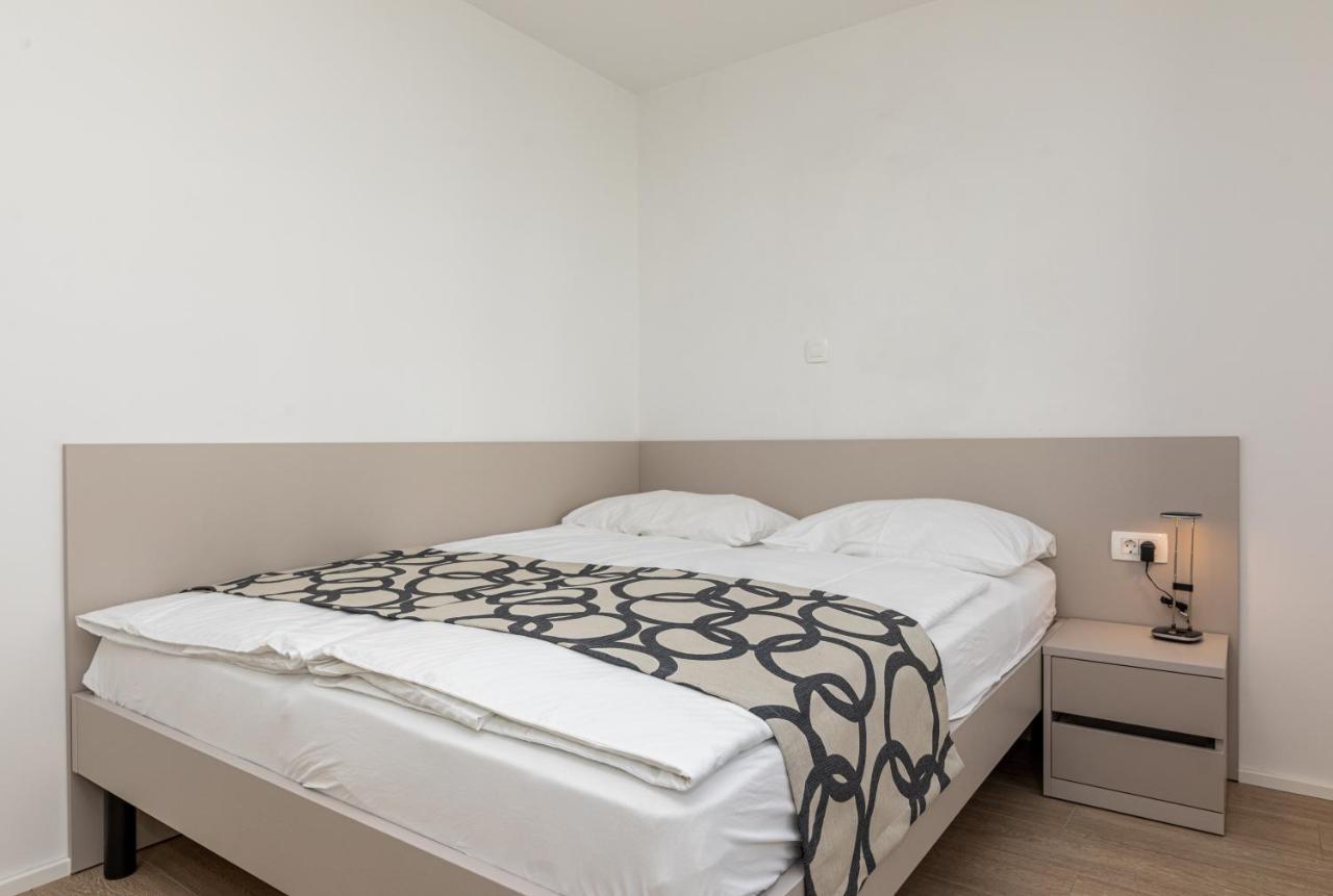 Apartments Crnekovic III Baška Екстериор снимка