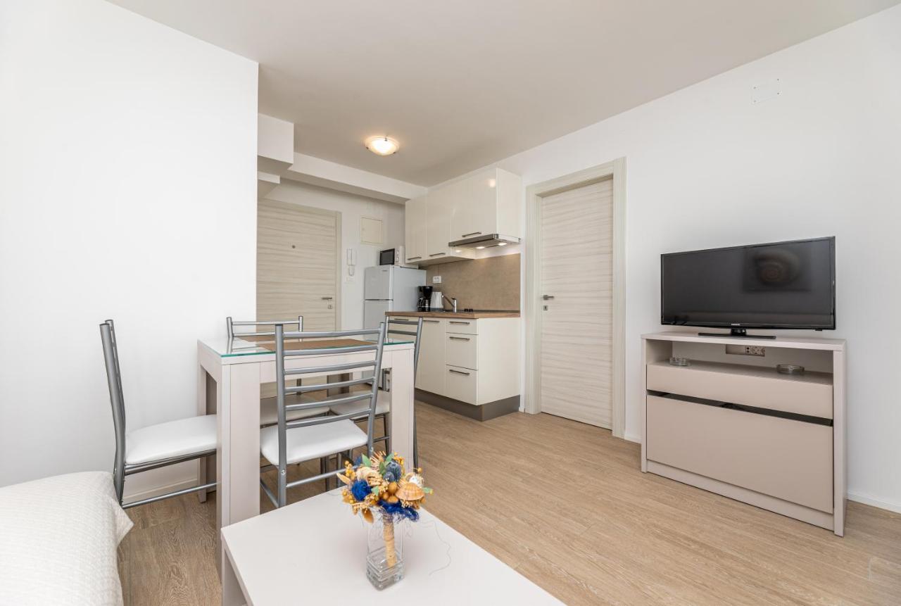 Apartments Crnekovic III Baška Екстериор снимка