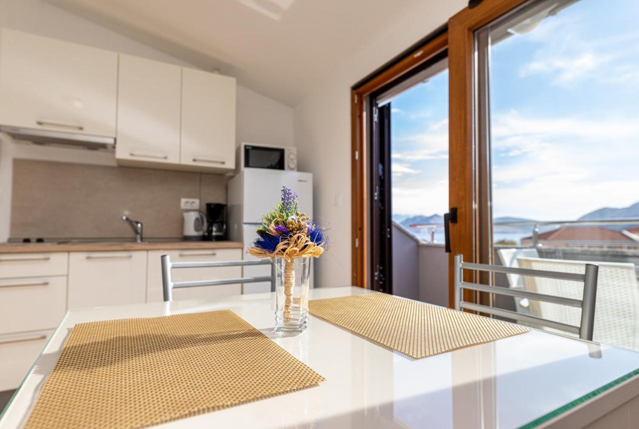 Apartments Crnekovic III Baška Екстериор снимка