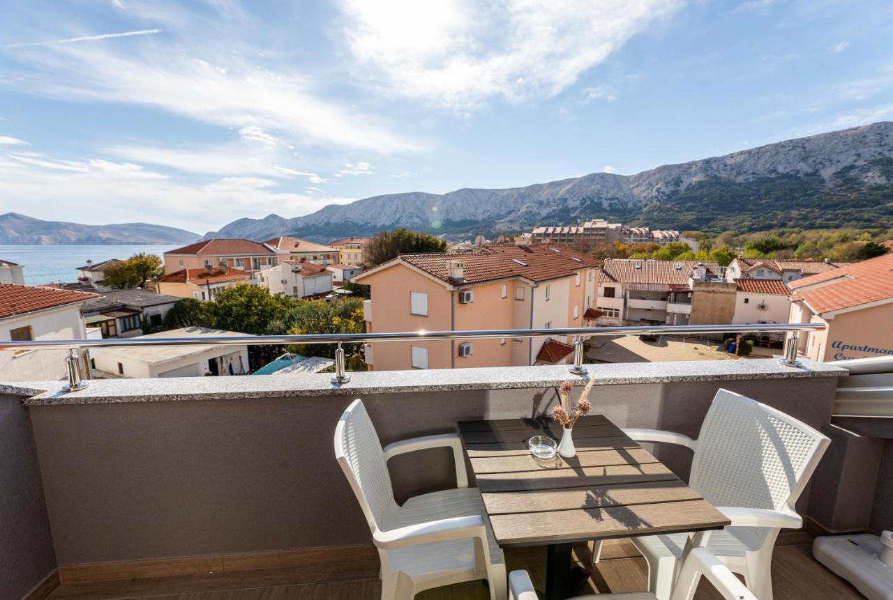 Apartments Crnekovic III Baška Екстериор снимка