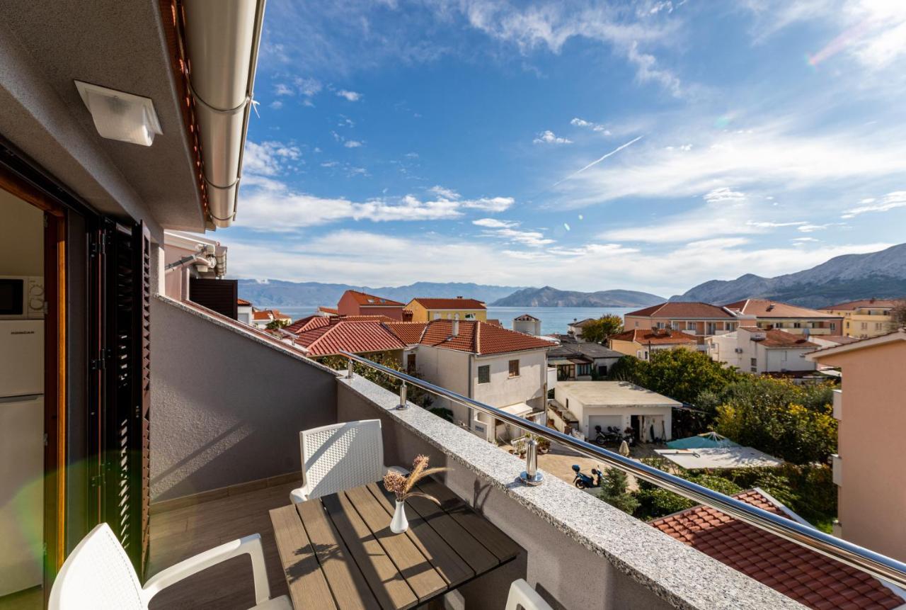 Apartments Crnekovic III Baška Екстериор снимка